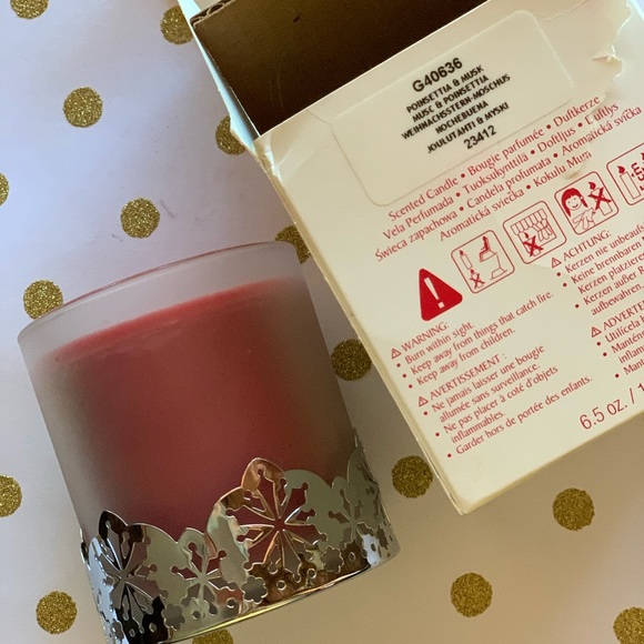 PartyLite Poinsetta Musk Decorative reusable base Rare Collectible Holiday NIB